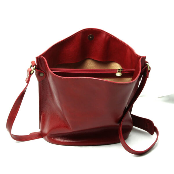 Borsa a tracolla in pelle con rosa rossa in pelle - immagine 5